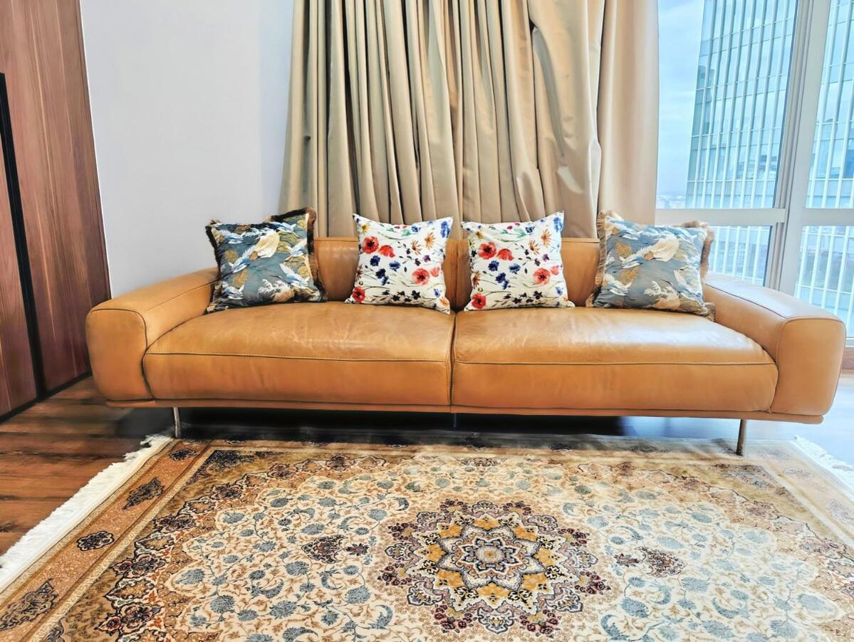 Luxury 3br Near Lrt Kuningan With Wi-fi, Pool, Gym By 2ndhome *